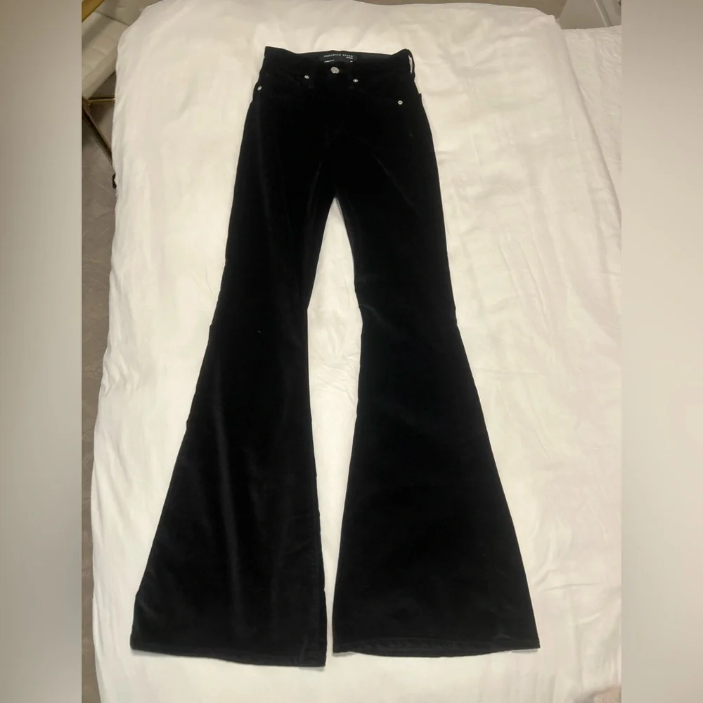 Veronica Beard Black Velvet Flare Women's Jeans - Picture 3 of 4